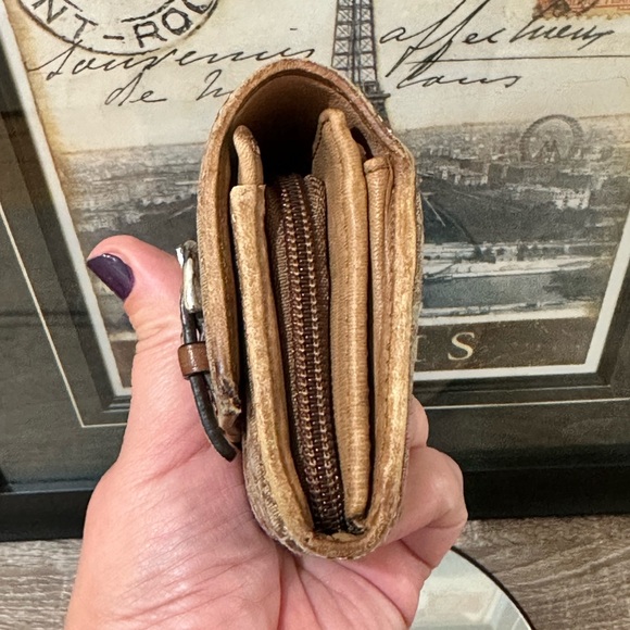 Coach Vintage Signature Mini C's Signature Soho Compact Wallet - Picture 5 of 16